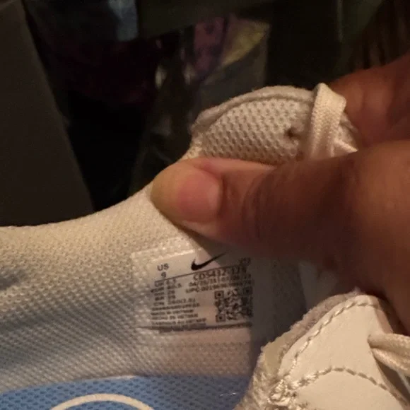 Nike Air White and Blue Sneakers - Picture 8 of 9